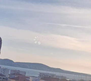 Jednosoban stan s pogledom na more, Trogir - cover