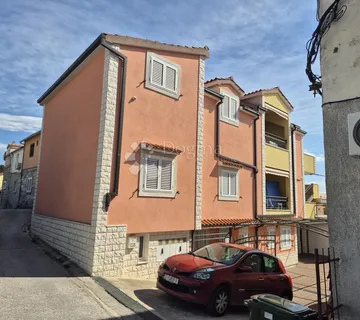 Kuća: Solin, 300m2 - cover