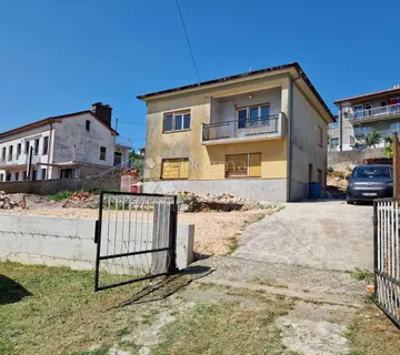 Samostojeća kuća blizu nove bolnice - cover