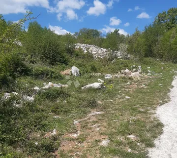Građevinsko zemljište u Kastvu, Brnčići - Kastav