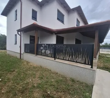 Moderna novogradnja u Murvici - cover