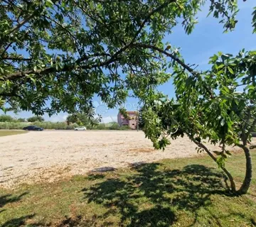 MURVICA - Građevinsko zemljište 842 m2 - NAJAM - Murvica, Poličnik