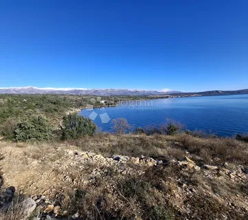 75m od mora sa prekrasnim pogledom - Posedarje
