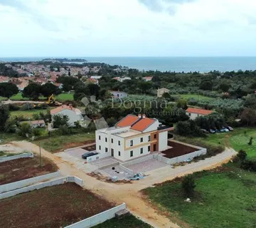 Luksuzan Stan, Pogled More, Terasa, Jacuzzi, Sauna, Novogradnja, 2s+db - Poreč