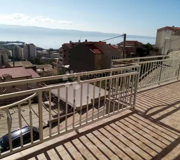 Ekskluzivni Objekat sa Poslovnim Prostorima, Stanom i 8 Apartmana - cover