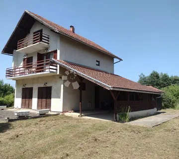 Lijepa ladanjska kuća - Topusko