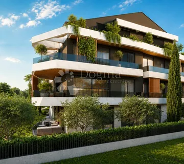 Lux trosoban stan na top lokaciji – Rovinj, 400m od mora
