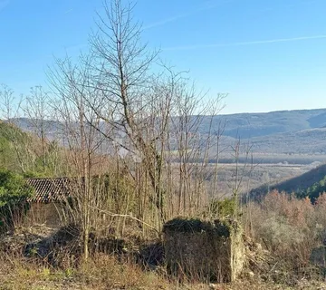 Brdo Za Izgradnju Privatnog Naselja - Grožnjan