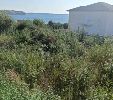 Rtina -građevinski teren, 250 m od mora - Rtina, Ražanac