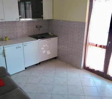 Stan 55 m2 ,sa vrtom i parkingom , Finida -Umag - cover