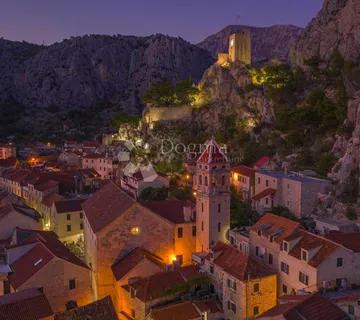 Stari grad Omiš, PRILIKA! - cover