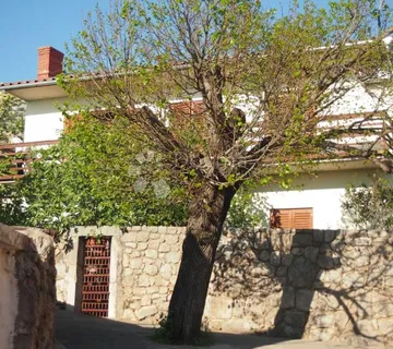 Kuća Karlobag