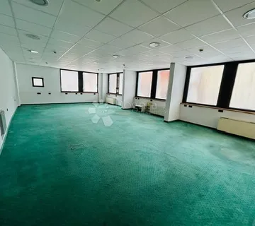Poslovni prostor u užem centru Rijeke - cover