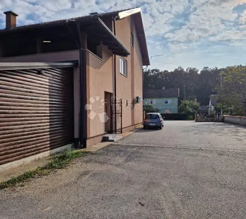 Poslovno-stambeni objekt u Sisku s Poslovnim Prostorom - Sisak