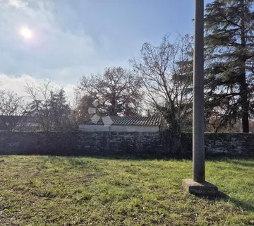 2 građevinska zemljišta u blizini Rovinja - Sošići, Kanfanar