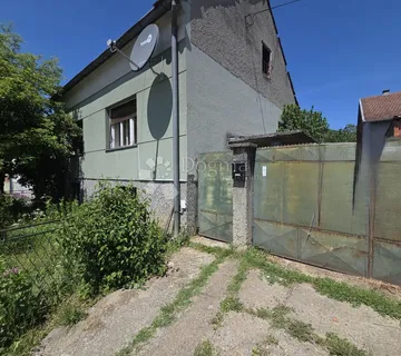 Nova Gradiška – odlična lokacija, kuća za adaptaciju - cover
