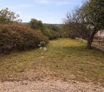 Sukošan (Marina Dalmacija) - građevinsko zemljište 1550 m2