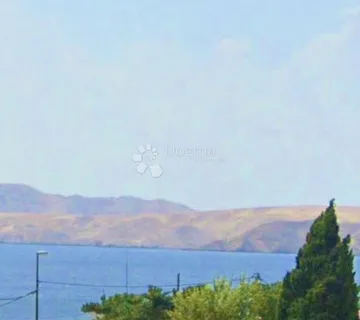 Uz more: stan s panoramskim pogledom - cover