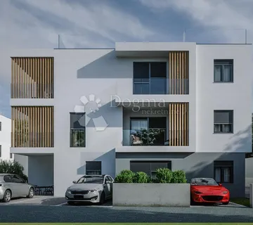 VODICE, STAN U  NOVOGRADNJI STAN S VRTOM BLIZU PLAŽE - cover