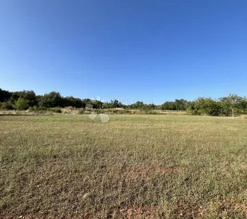 SV. LOVREČ, PROSTRANO ZEMLJIŠTE PRAVILNOG OBLIKA - cover