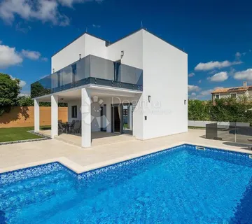 VODNJAN - MODERNA VILA S 4 SPAVAĆE SOBE I GRIJANIM BAZENOM - cover