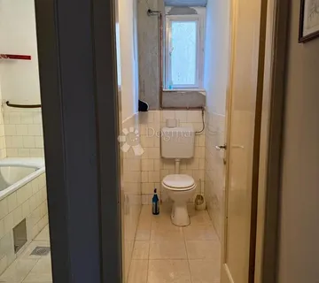 Komforan trosobni stan - Zagreb