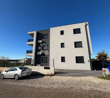 PULA, NOVOGRADNJA, 71 m² s balkonom