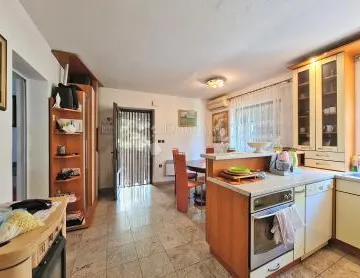 CRIKVENICA APP 111m2, blizu centra i mora - cover