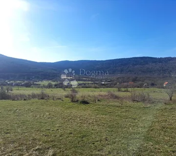 Prodaje Se Građevinsko Zemljište Vrhovine