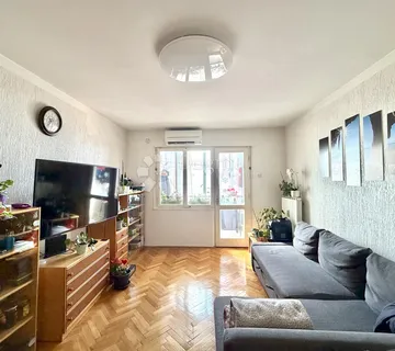 GORNJA VEŽICA, 2s+db s pogledom na more - cover