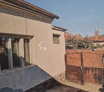 KUĆA S POSLOVNIM PROSTOROM , BELIŠĆE - cover