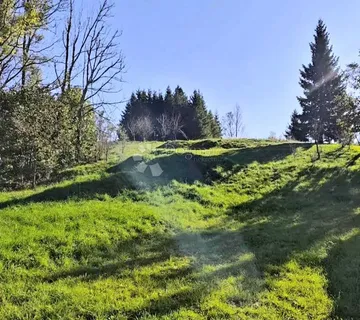 Građevinsko zemljište u Vratima - Belo selo - Vrata, Fužine