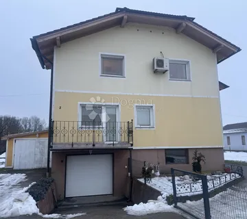 Veliko zemljište - budući stanovi ili obiteljski dom - cover