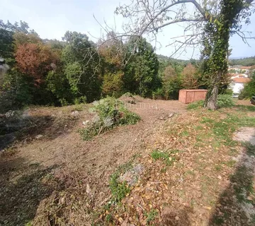 Građevinsko zemljište na mirnoj lokaciji - Rukavac, Matulji