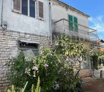 Kuća na predivnoj lokaciji, Zadar - Brodarica