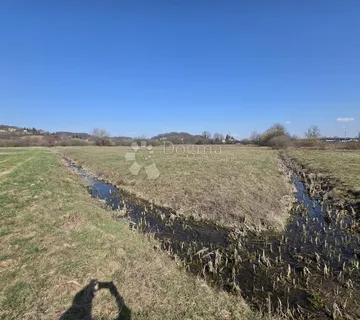 Građevinsko zemljište 5.180m² na odličnoj lokaciji nadomak Zagreba! - Luka