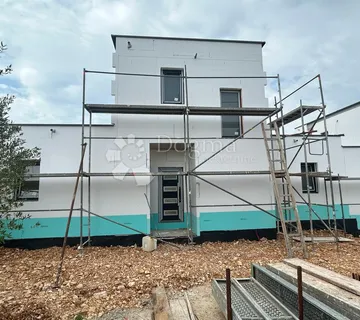 Moderna kuća s podnim grijanjem i bazenom, Poreč - Žbandaj, Poreč