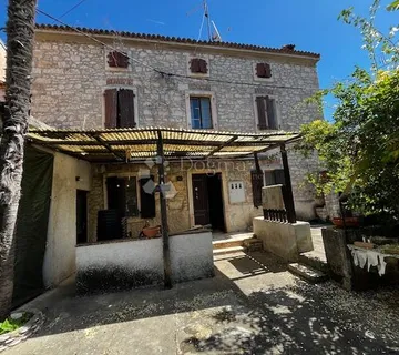 Kuća u srcu Medulina