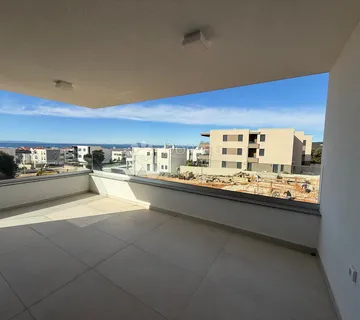 NOVOGRADNJA APARTMAN S POGLEDOM NA MORE PLAŽA BABE - cover