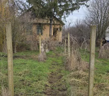 Starina za obnovu u Gajiću – mir i potencijal - cover