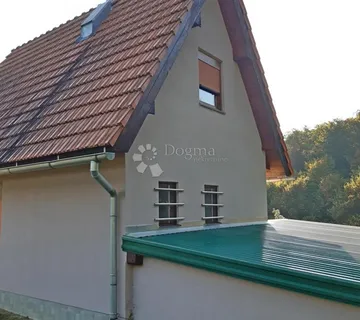 PREKRASNA VIKENDICA U PRIRODI KOD KARLOVCA - cover