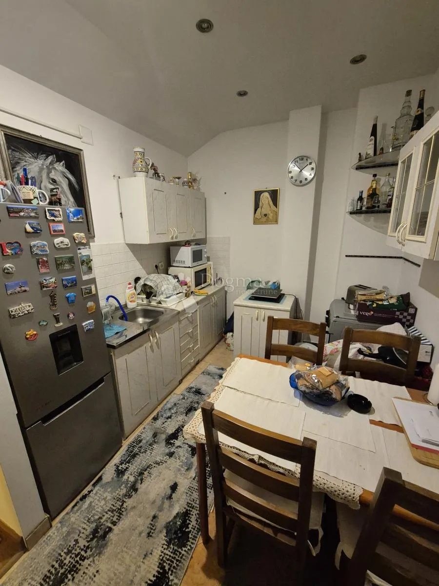 APARTMAN 41m2 LIFT PARKING *PRILIKA* - cover