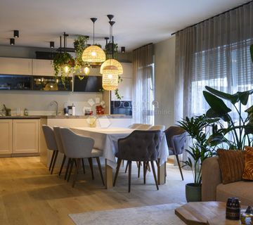 Moderan penthouse s krovnom terasom - cover