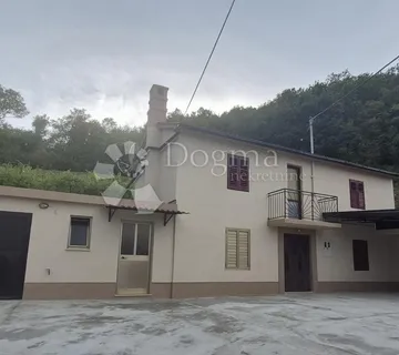 Predivno imanje s pogledom na Učku i dvorac Belaj – 2475 m² - Cerovlje