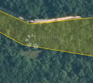 Zemljište za krčenje - 3498 m² uz cestu, okolica Labina- samo kod nas - Kunj, Raša