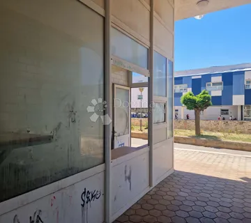 BILI BRIG - POSLOVNI PROSTOR 5,14 m2 - PRILIKA - Zadar