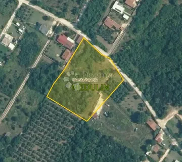 Medulin – suvlasnički udio u poljoprivrednom zemljištu,blizina mora!