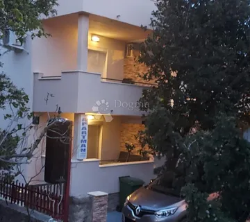 KARLOBAG RIBARICA KUĆA SA 6 APP U BLIZINI MORA - cover