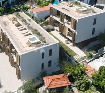 Ekskluzivan Penthouse S Krovnom Terasom U Novogradnji – Vodice