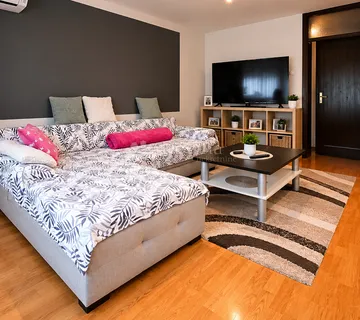 STAN, Karlovac, prodaja, NKP 72,24 m2, Grabrik - uređen i useljiv
